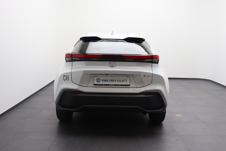 Vehicle image TOYOTA C-HR