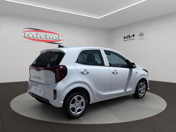 Vehicle image 6 Vehicle image 6