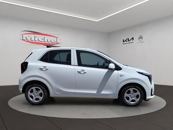 Vehicle image 7 Vehicle image 7