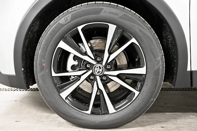 Toyota C-HR 2.0 HEV Trend 4x4
