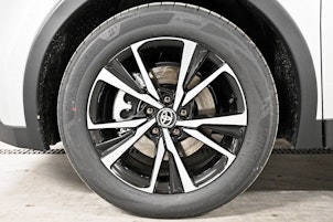 Vehicle image TOYOTA C-HR 2.0 HEV Trend 4x4