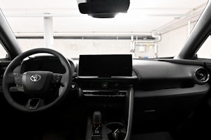 Vehicle image TOYOTA C-HR 2.0 HEV Trend 4x4