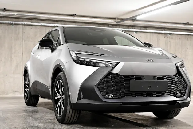 Toyota C-HR 2.0 HEV Trend 4x4