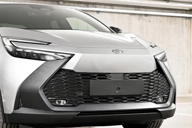 Toyota C-HR 2.0 HEV Trend 4x4