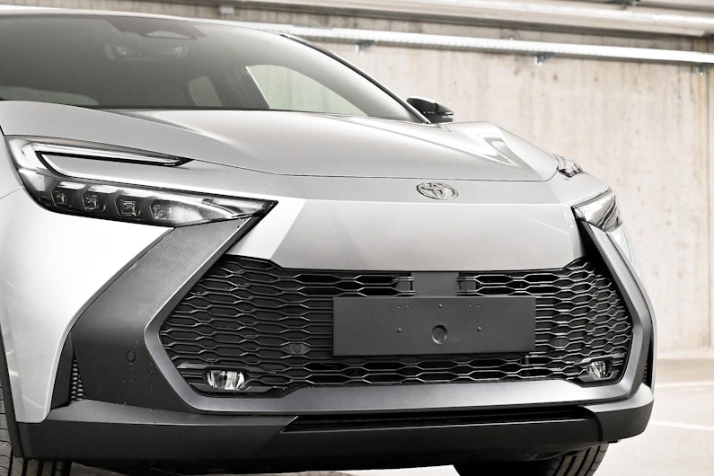 Vehicle image TOYOTA C-HR