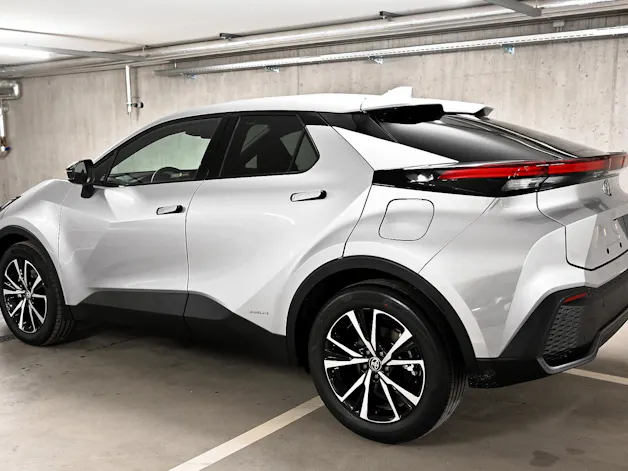 Toyota C-HR 2.0 HEV Trend 4x4