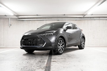 Vehicle image TOYOTA C-HR 0 Vehicle image TOYOTA C-HR 0