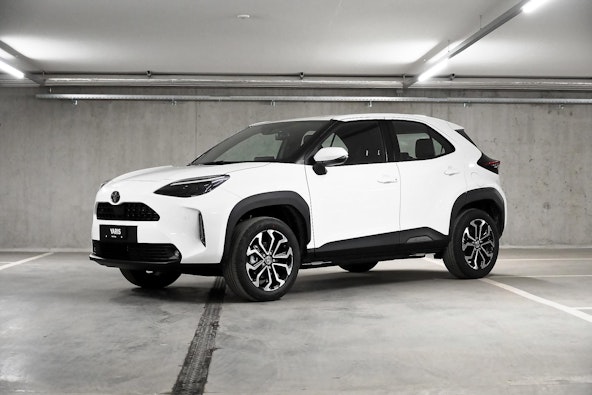 First vehicle image First vehicle image