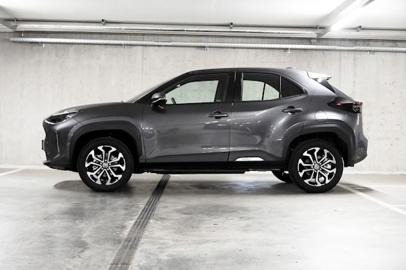 Vehicle image 3 Vehicle image 3