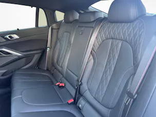 BMW X6 M60i