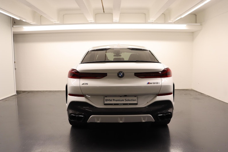 Vehicle image BMW X6