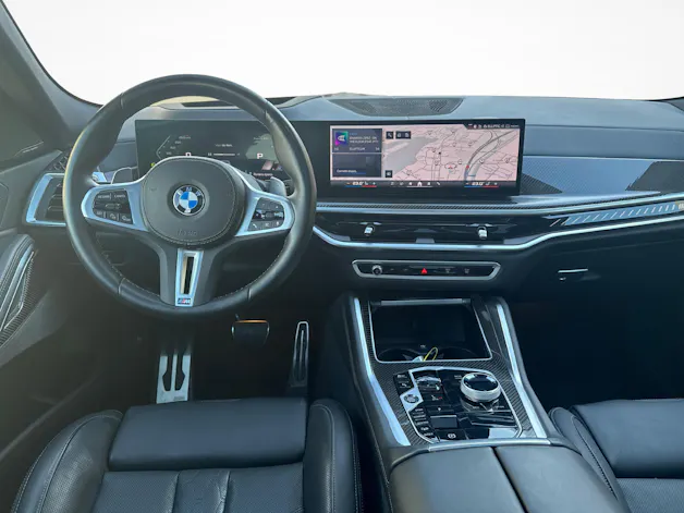 BMW X6 M60i