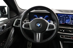 Vehicle image BMW X6 M60i