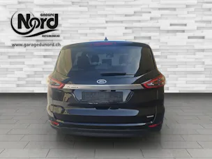 Ford S-Max 2.5 Hybrid Titanium