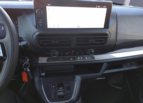 Vehicle image 7 Vehicle image 7