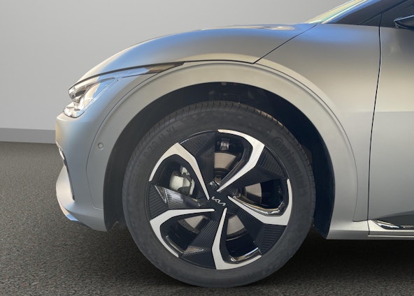 Vehicle image 9 Vehicle image 9