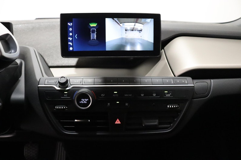 Vehicle image BMW i3