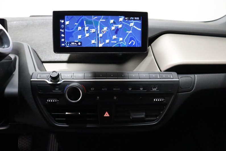 Vehicle image BMW i3