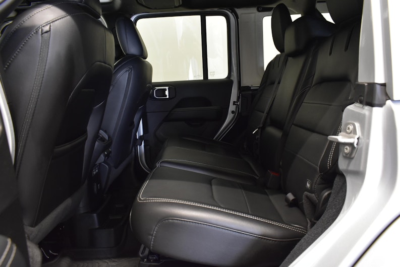 Vehicle image JEEP WRANGLER