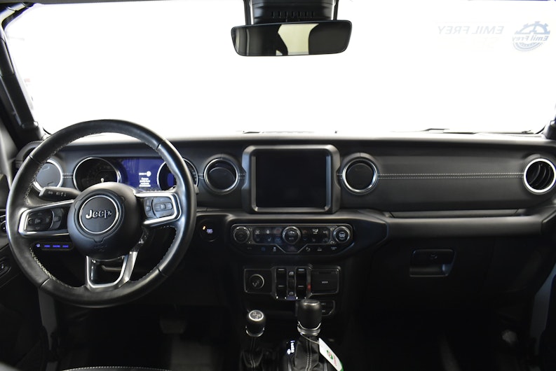 Vehicle image JEEP WRANGLER