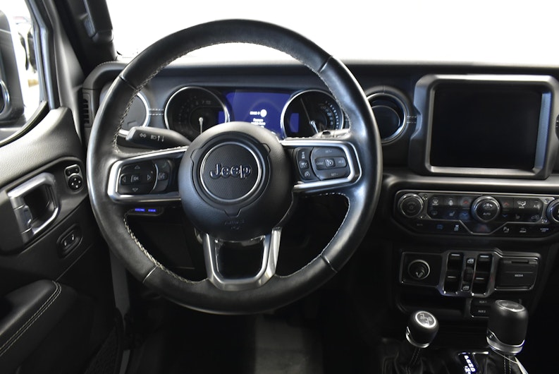 Vehicle image JEEP WRANGLER