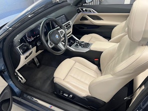 Vehicle image BMW 430i Cabrio M-Sport Steptronic