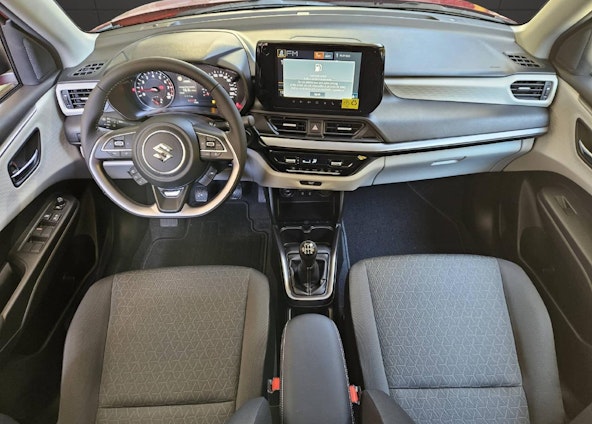 Vehicle image 4 Vehicle image 4