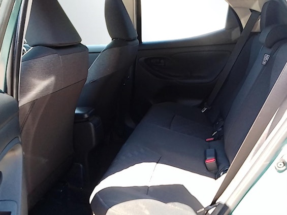 Vehicle image 9 Vehicle image 9