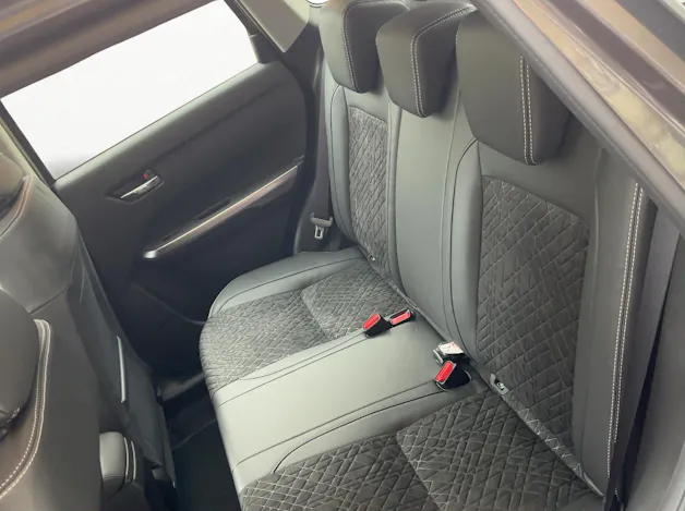 Suzuki Vitara 1.4 T Compact Top Hybrid 4x4