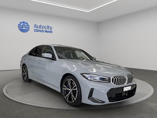 BMW 330d xDrive SAG 2