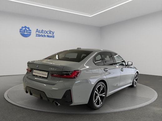 BMW 330d xDrive SAG 1