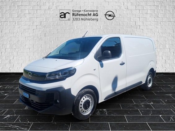 First vehicle image