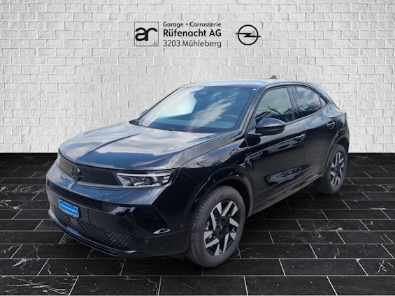 First vehicle image