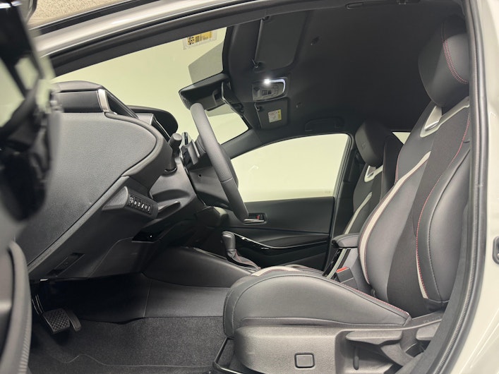 Vehicle image TOYOTA COROLLA