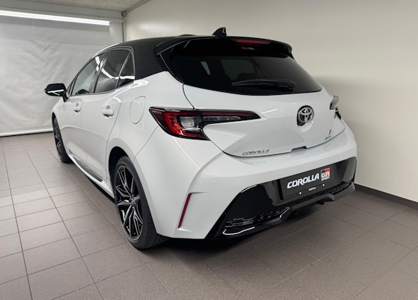 Vehicle image 3 Vehicle image 3