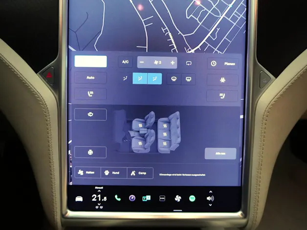 Tesla Model S 100 D Performance