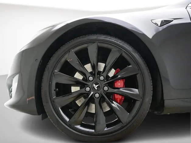 Tesla Model S 100 D Performance