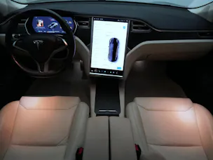 Tesla Model S 100 D Performance