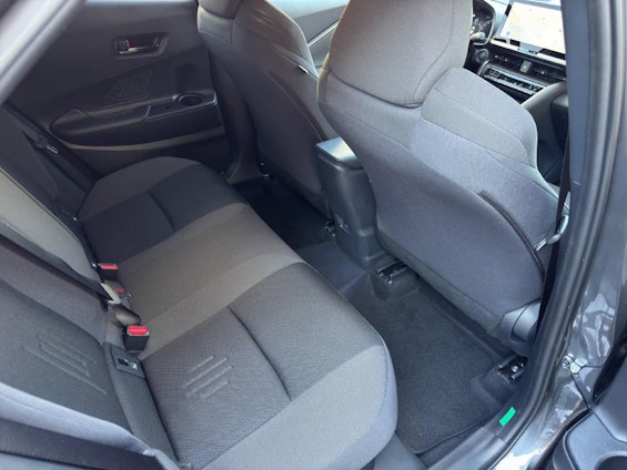 Vehicle image 8 Vehicle image 8