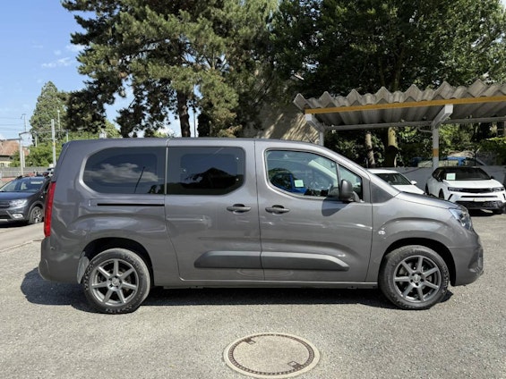 Vehicle image 5 Vehicle image 5