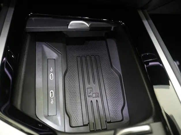 VW Passat Variant 2.0 TSI R-Line 4Motion DSG
