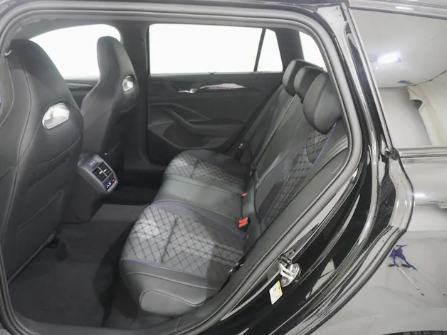 VW Passat Variant 2.0 TSI R-Line 4Motion DSG