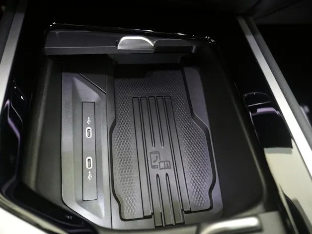 VW Passat Variant 2.0 TSI R-Line 4Motion DSG
