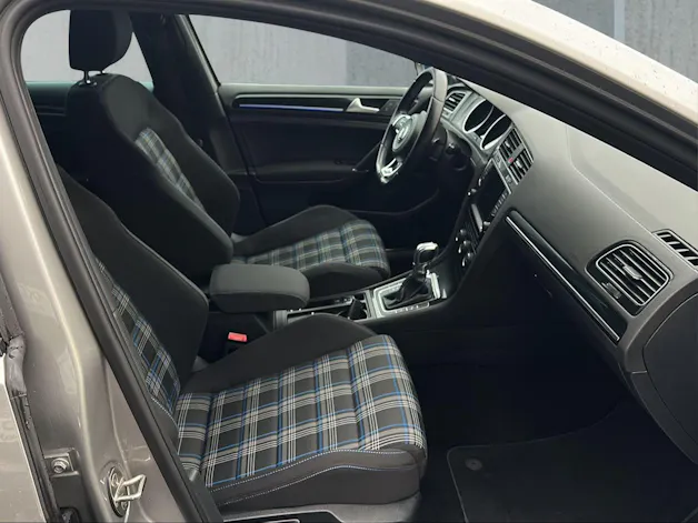VW Golf 1.4 TSI GTE DSG