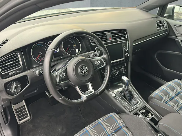VW Golf 1.4 TSI GTE DSG