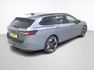 Škoda Superb 2.0 TDI Sportline 4x4 DSG