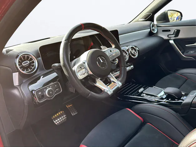 Mercedes-Benz A 35 AMG 4Matic Speedshift