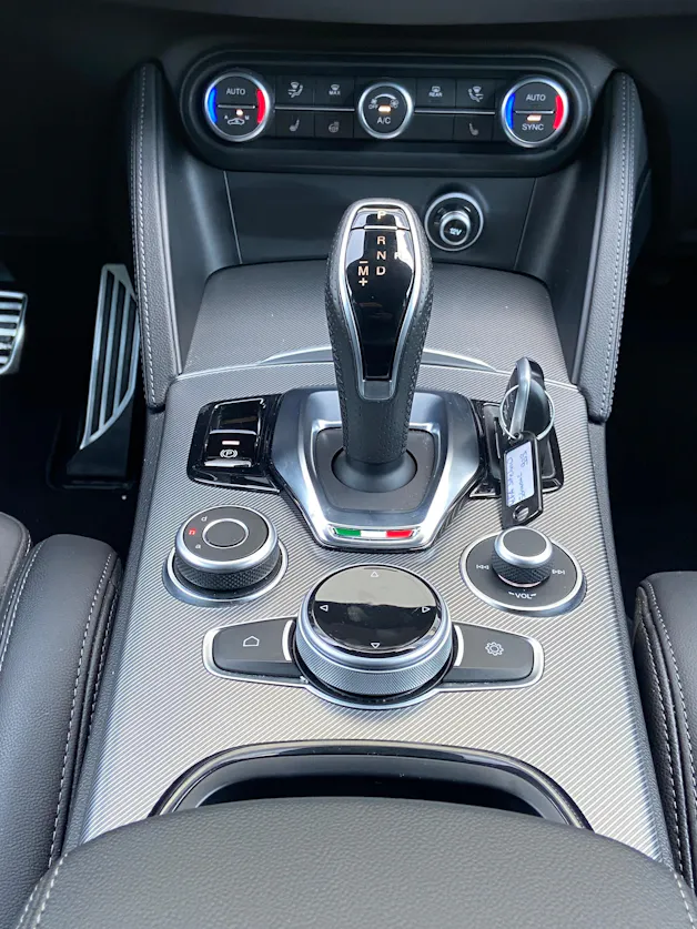 ALFA ROMEO Stelvio 2.2 JTDM Veloce Pack Premium Q4 AT8