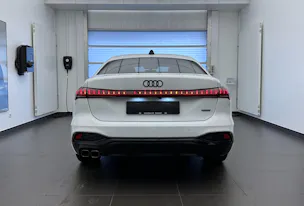 Audi A5 Limousine TDI quattro 150 kW Attraction S tronic