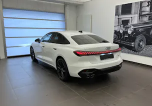 Audi A5 Limousine TDI quattro 150 kW Attraction S tronic